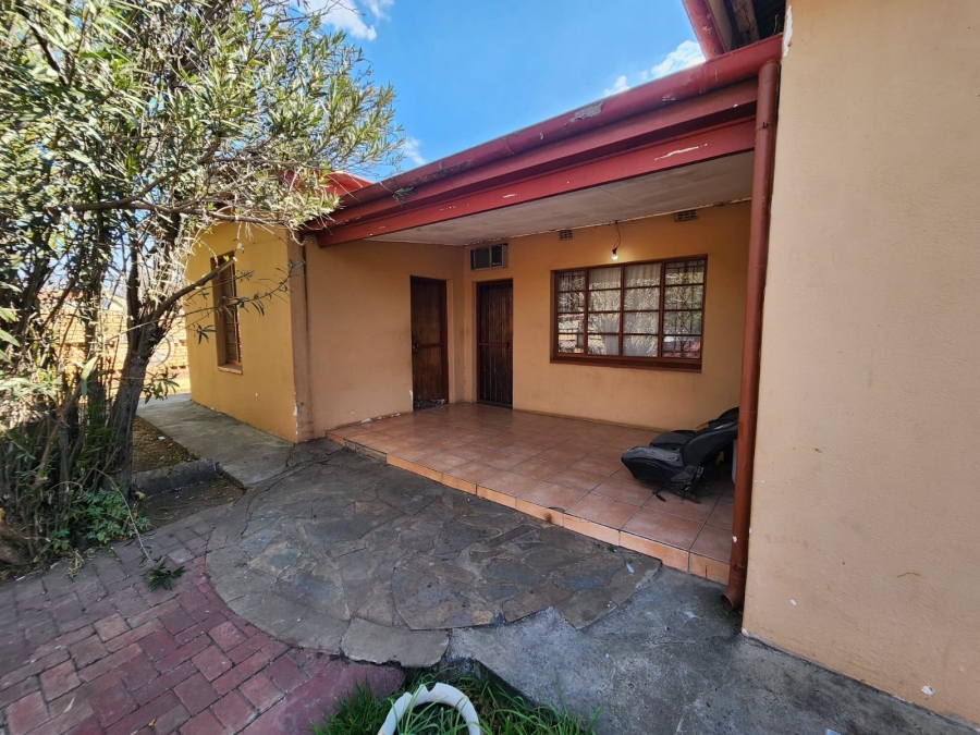 4 Bedroom Property for Sale in Rustenburg North North West
